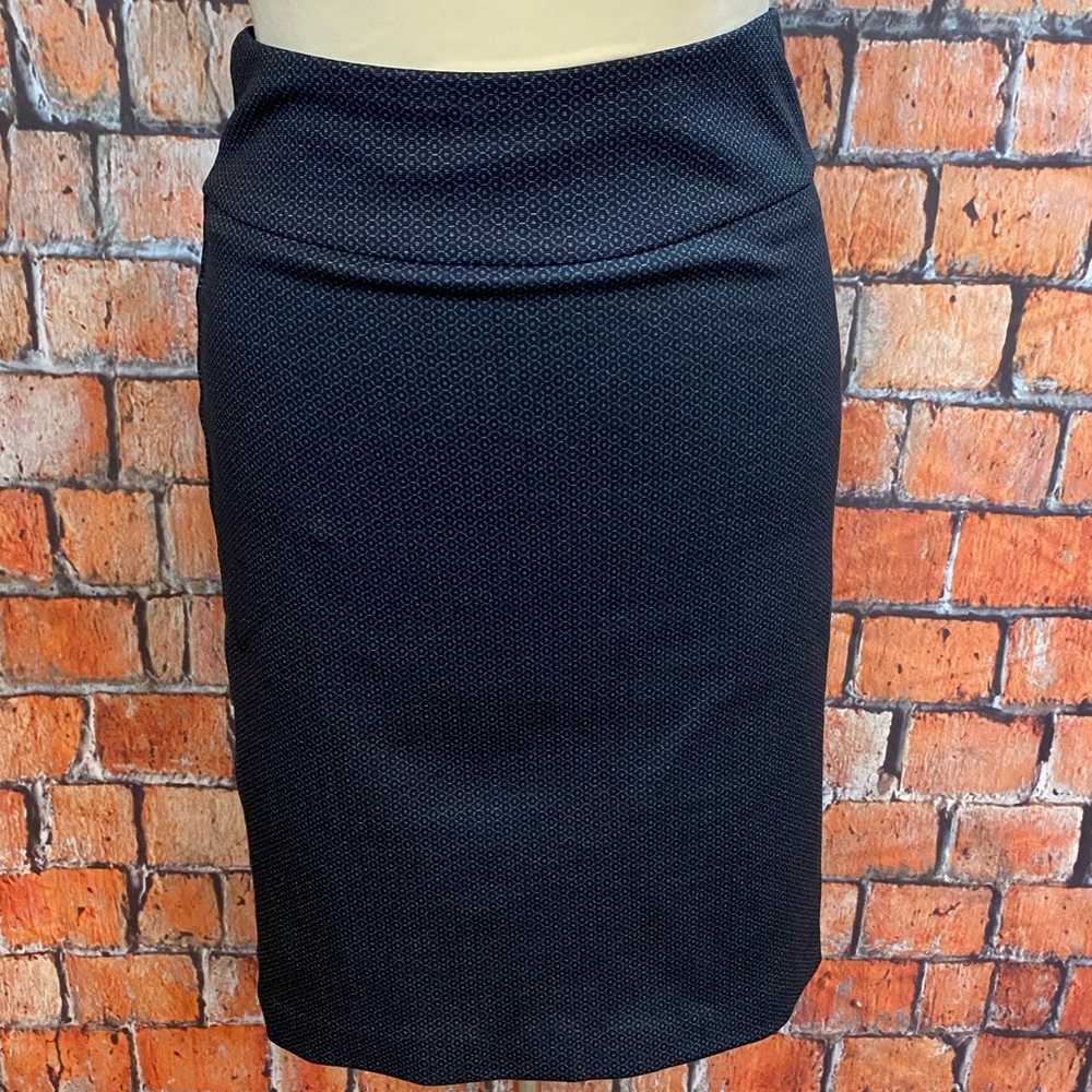 Margaret M Knit Pencil‎ Skirt